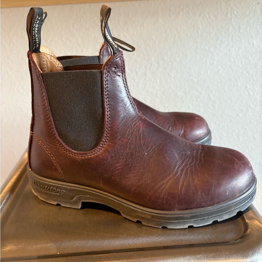 Blundstones